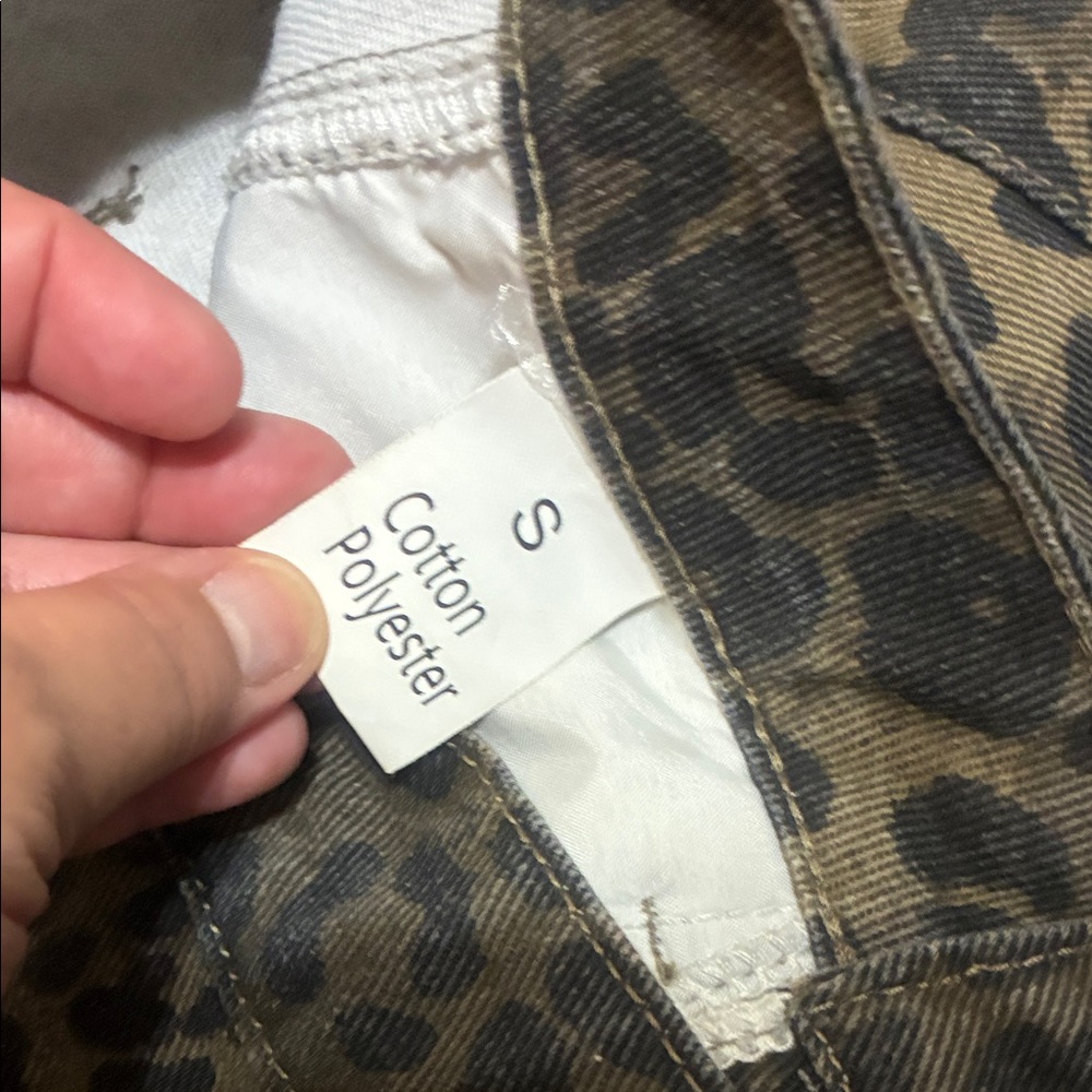 Leopard Print barrel Pants - Picture 3 of 3